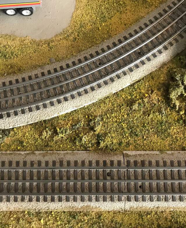 Model Train Tracks