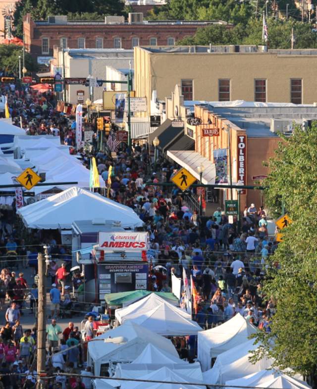 Crowd at Grapevine's Festivals