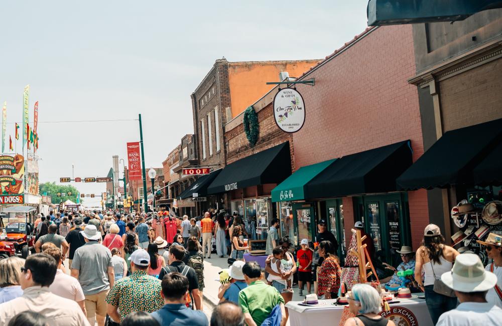 Main Street Fest Crowd