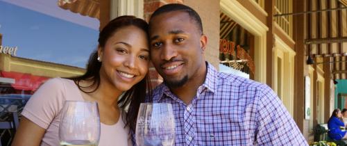 Urban Wine Trail Couple